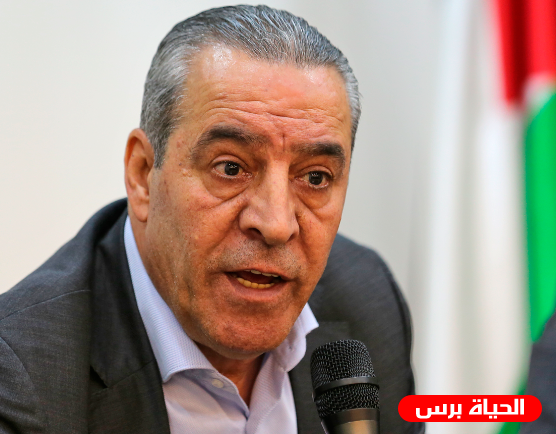 حسين الشيخ يوضح حقيقة حصول فلسطين على قرض مالي من الإحتلال